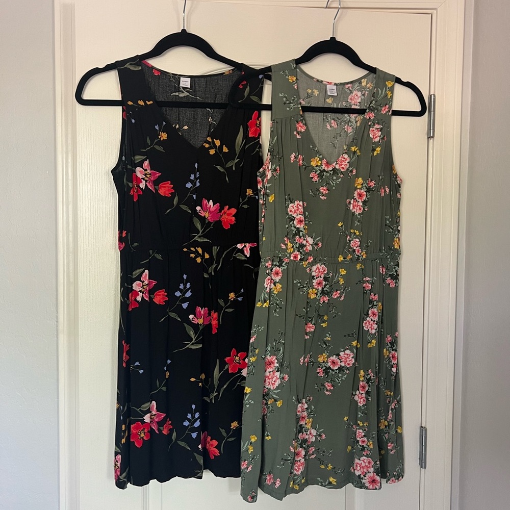 Old Navy floral dress